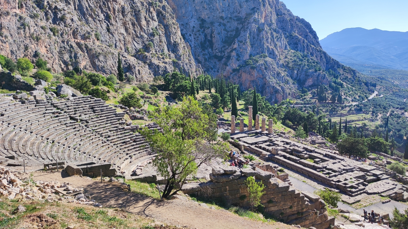 View over Oracle of Delphi site