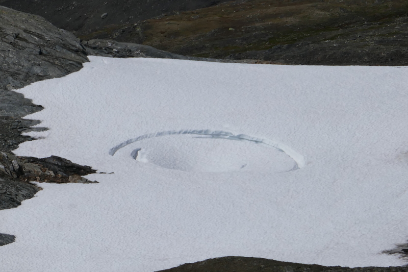 seltsame Schneekreise